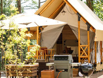 O}X_CjO THE CAMP̊Oώʐ^