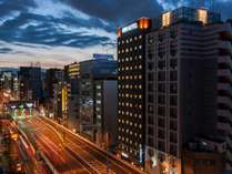 アパホテル〈上野駅北〉の外観写真