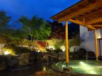 尾瀬を望む　老神温泉「源泉湯の宿　紫翠亭」の外観写真