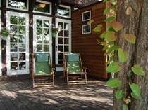 �v�`�z�e���@�A�����̎{�ݎʐ^3