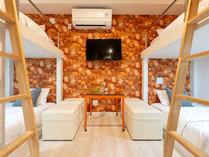 GRAND CAVE MOTOMACHI�̎{�ݎʐ^1