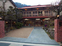 あたらしや旅館　(大峯山　洞川温泉）の外観写真