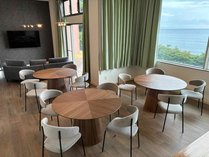 �I�[�V�����r���[�J���x�̎{�ݎʐ^3