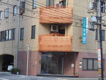 �z�e���Ζ{�̎{�ݎʐ^3