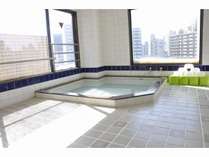 �z�e���Ζ{�̎{�ݎʐ^2