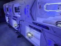 HOTEL GALAXY POD�z�J�w�O�X�̎{�ݎʐ^2