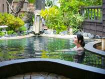 伊豆熱川温泉 六つの貸切風呂を湯めぐり ふたりの湯宿 湯花満開の外観写真