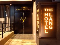 THE LANG HOTEL�̊O�ώʐ^