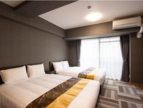 THE LANG HOTEL�̎{�ݎʐ^1