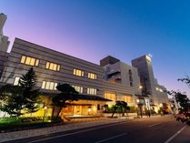 فE̐쉷@Ԃтze̊Oώʐ^