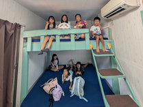 �����ЃV�[�T�C�h�R�e�[�W�̎{�ݎʐ^2