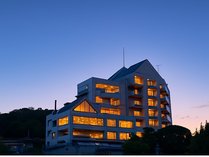 New WestPeninsula Hotelの外観写真