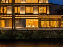 �������ꋞ�s����̊O�ώʐ^