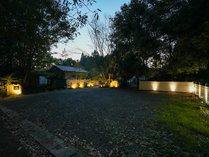 ���h�R�[�̃��B�� SHIJIN�숢�h�̎{�ݎʐ^2