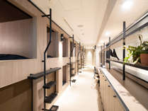 CAFE/MINIMAL HOTEL OUR OUR�̎{�ݎʐ^3