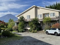 yzDݐ؂s[^[lɐlC̃RlNeBO[D-1D-2IIVCtv