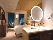 yÉXe[Vr[mzfCiCgr[GNXyGX@Ht