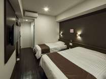 �y�h���ō��݁z�y���H�r���b�t�F�����T�[�r�X�z�X�^���_�[�h�v����&nbsp;������`�������k�o��D����k����12��