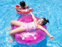 �y���������z�Ẳ��ꗷ�̓J�k�`���Ł�v�[���ƃr�[�`�Ń��]�[�g���i�X�e�C���J�k�`���`�P�b�g�t����