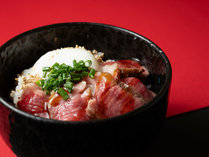 �y���j���[�A���L�O�Z�[��-���H�t�z�_�ő�40��OFF�I�^���������ȂǌF�{�̂��������r���b�t�F�𖞋i��