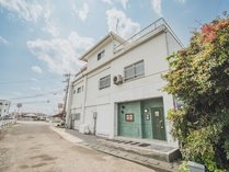 AKIYATO Marugame Montmartre�̊O�ώʐ^