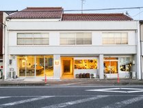 Bar&Inn Ushiichi�̊O�ώʐ^