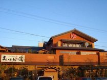 �p���X�C���L�c�̎{�ݎʐ^3