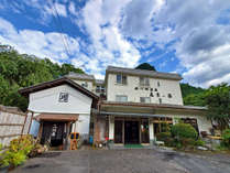 氷川郷麻葉の湯　三河屋旅館の外観写真