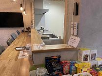 �g���Y�J�t�F�@�A�l�b�N�X�̎{�ݎʐ^3