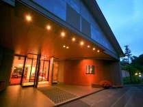 �������z�e���l�G�ʂ̊O�ώʐ^