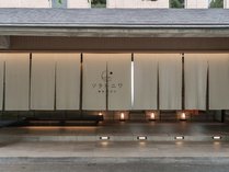 \gjMCɓRiƂMCj̊Oώʐ^