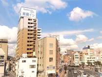 東横ＩＮＮ岡山駅西口広場の外観写真