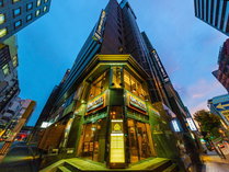 �A�p�z�e���q���J���l���ډw�O�k�r�̎{�ݎʐ^1