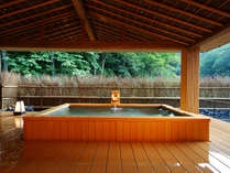 ジャパニーズ「吟月」露天風呂