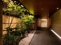 �C�r�X�X�^�C���Y���s�l���̊O�ώʐ^