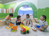 �����䂴��@�X�̃\���j���̎{�ݎʐ^3