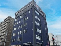 ���u�}�b�N�X�z�X�e���Y�D�y�������̂̊O�ώʐ^