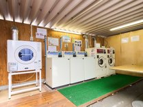 �����Z���`�����[�z�e���̎{�ݎʐ^3