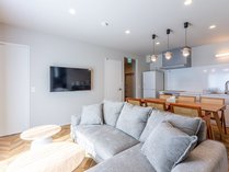 �O�����f�B�I�[�\����v�[�����B�����[10A�̎{�ݎʐ^3