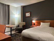 Epoca Base Ube�̎{�ݎʐ^1