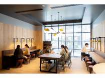 �W���C�e���z�e�����V���E�i2��1���`���a�z�e�����V���E�j�̎{�ݎʐ^3