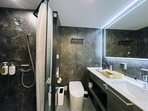 SPACE-VESSEL��n�̎{�ݎʐ^3