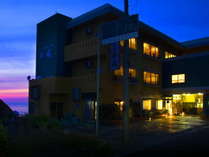 絶景夕陽の宿　料理旅館　平成の写真