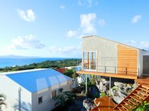 HUMMOCKS�i�n�����b�N�X�j�̊O�ώʐ^