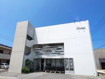 ���̃e���X�@�A���V�I�[�l�U�̊O�ώʐ^