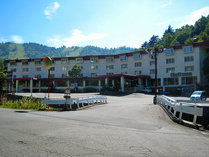 翡翠色の湯　熊の湯ホテルの外観写真