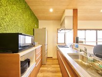 �}�[�P�b�g�X�e�C�V�{�̎{�ݎʐ^3