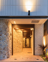 �`�r�s�`�@�g�n�s�d�k�i�A�X�^�z�e���j�̊O�ώʐ^