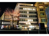 �R�ݗ��ق̊O�ώʐ^