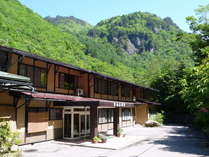 ���񂫂ȏh�@��R���ʊق̊O�ώʐ^